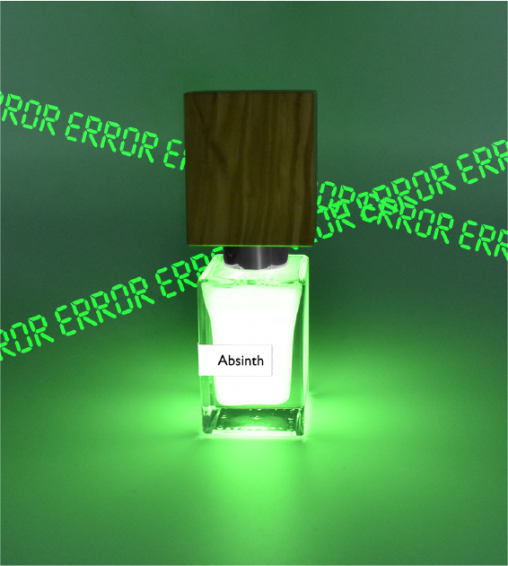 bottle of absinth by nasomatto with green light and green error warnings
