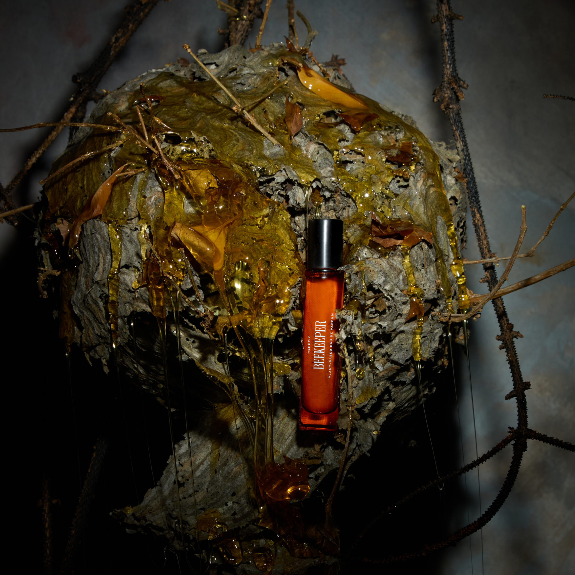 heretic parfum beekeeper