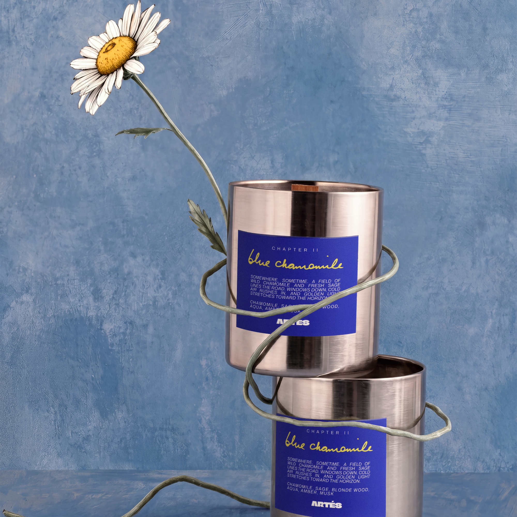 Blue Chamomile Scented Candle 320g - Image 2